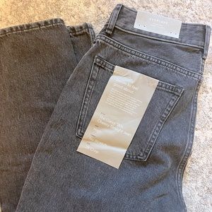NWT Everlane The Curvy 90s Cheeky Jean - Washed Black